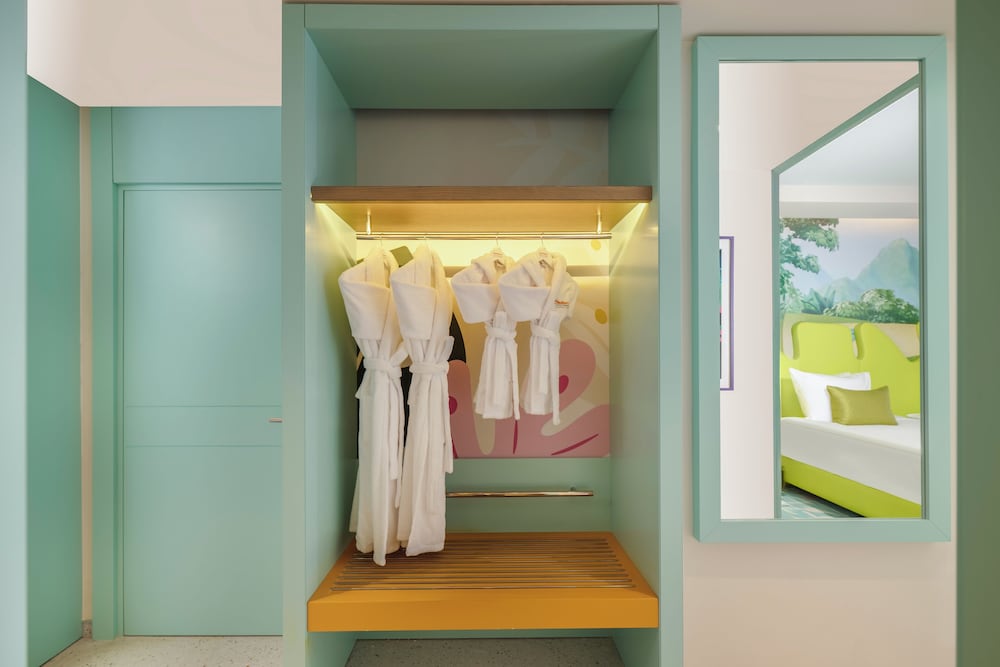 The Land of Legends Nickelodeon Hotels Antalya — Hotel rooms in Belek