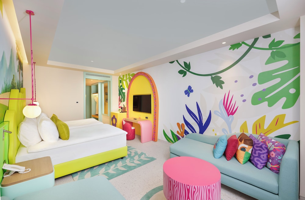 The Land of Legends Nickelodeon Hotels Antalya — Hotel rooms in Belek