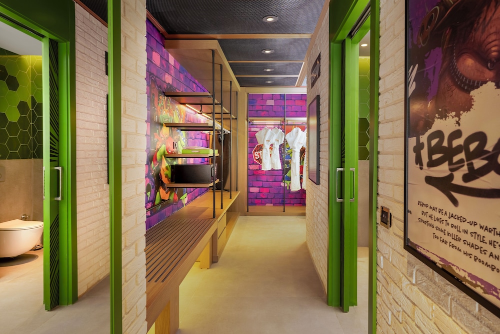 The Land of Legends Nickelodeon Hotels Antalya — Hotel rooms in Belek