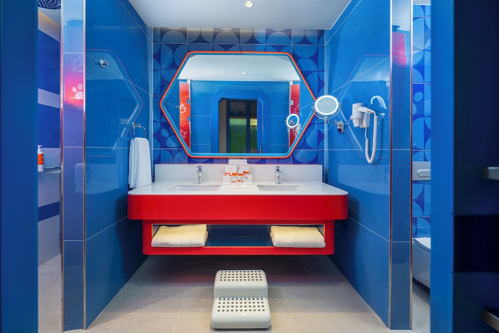 The Land of Legends Nickelodeon Hotels Antalya — Hotel rooms in Belek
