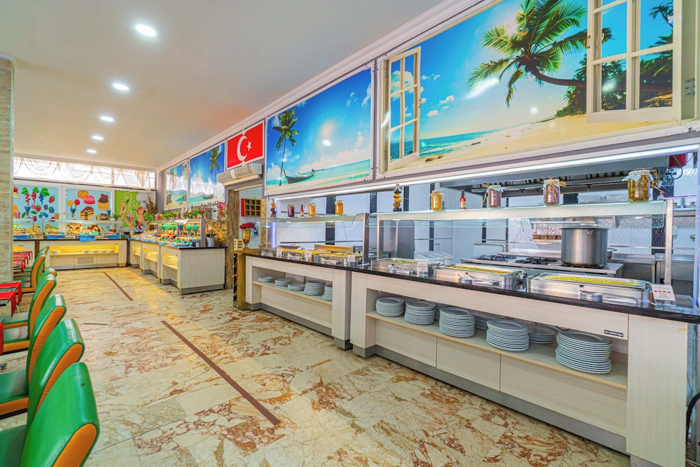Sayanora Hotel- All Inclusive — Restaurant & bars in Side