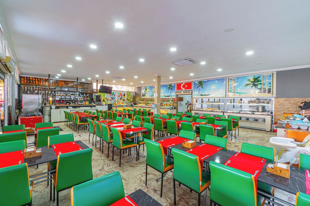 Sayanora Hotel- All Inclusive — Restaurant & bars in Side