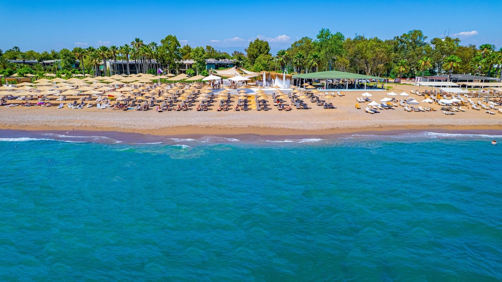 Berry Blue Hotels - All Inclusive — Beach in Side