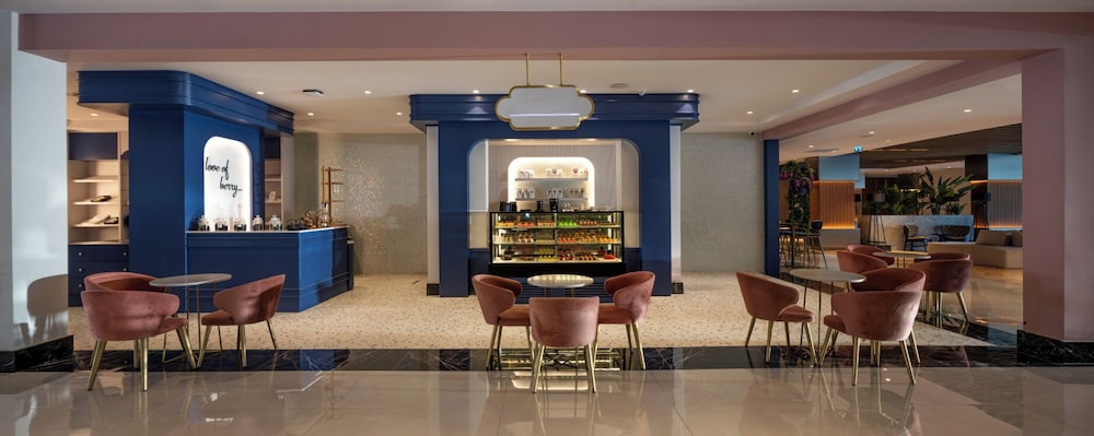 Berry Blue Hotels - All Inclusive — Restaurant & bars in Side