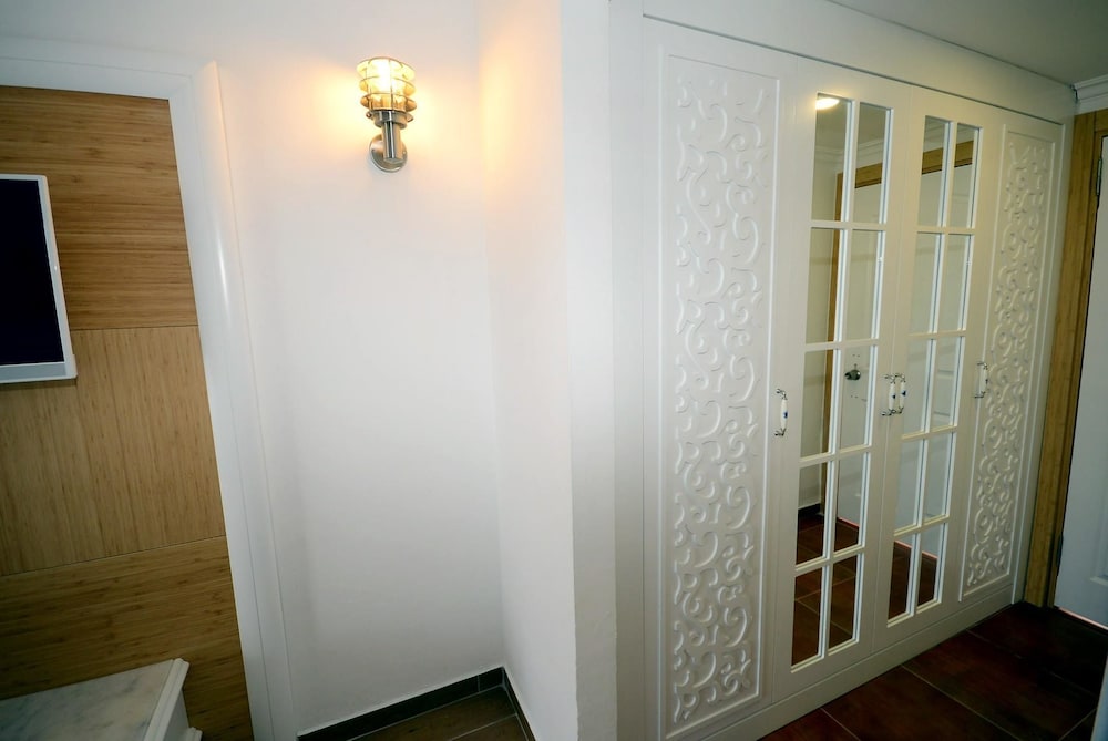 Eftalia Village Hotel - All Inclusive — Hotel rooms in Alanya