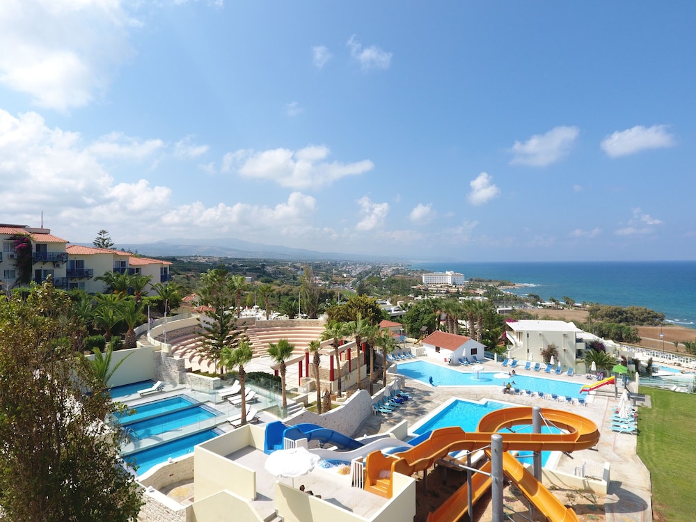 Rethymno Mare & Water Park — Swimming pool in Rethymnon