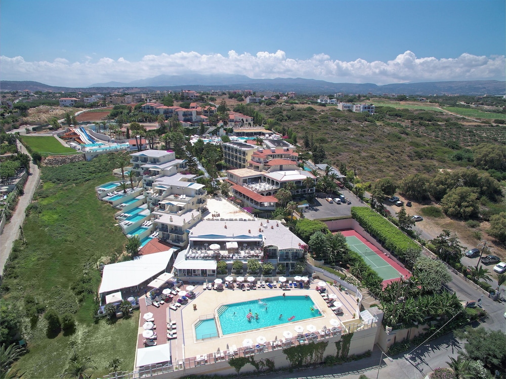Rethymno Mare & Water Park — Swimming pool in Rethymnon