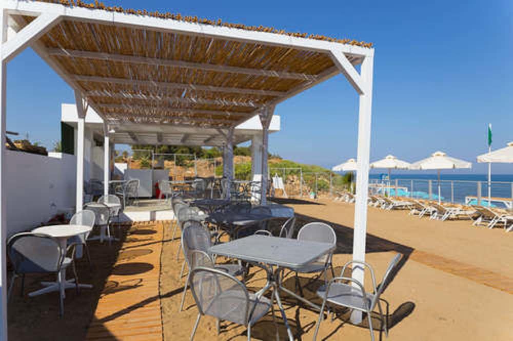 Rethymno Mare & Water Park — Restaurant & bars in Rethymnon