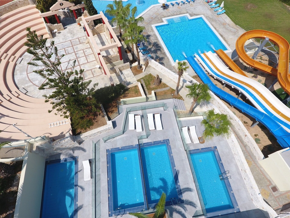 Rethymno Mare & Water Park — Swimming pool in Rethymnon