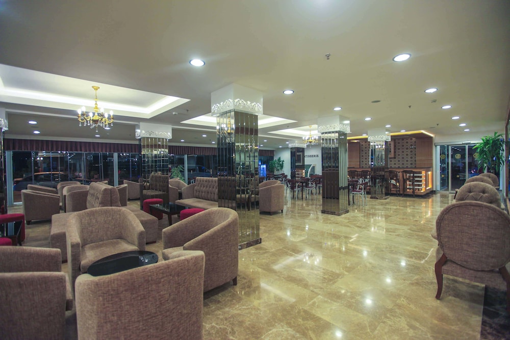 Eftalia Aytur Hotel — Hotel building in Alanya