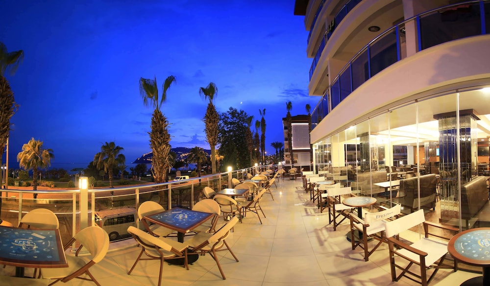 Eftalia Aytur Hotel — Restaurant & bars in Alanya