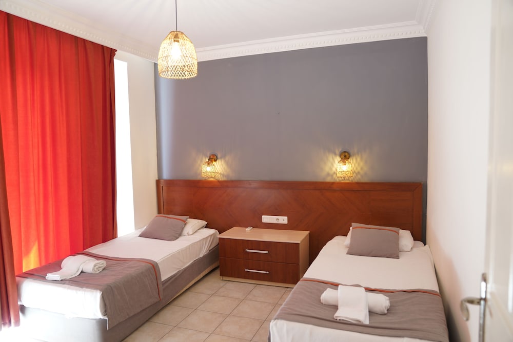 Irem Garden Hotel & Apartments — Hotel rooms in Side