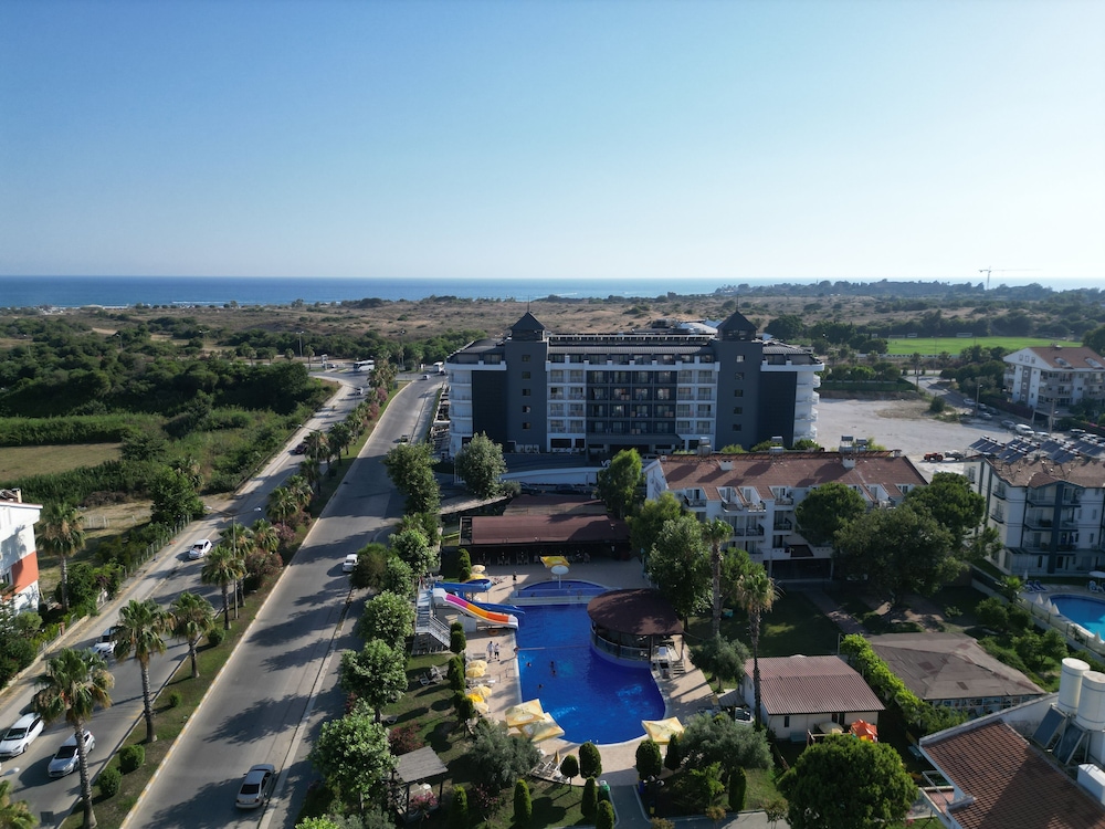Irem Garden Hotel & Apartments — Main photo in Side