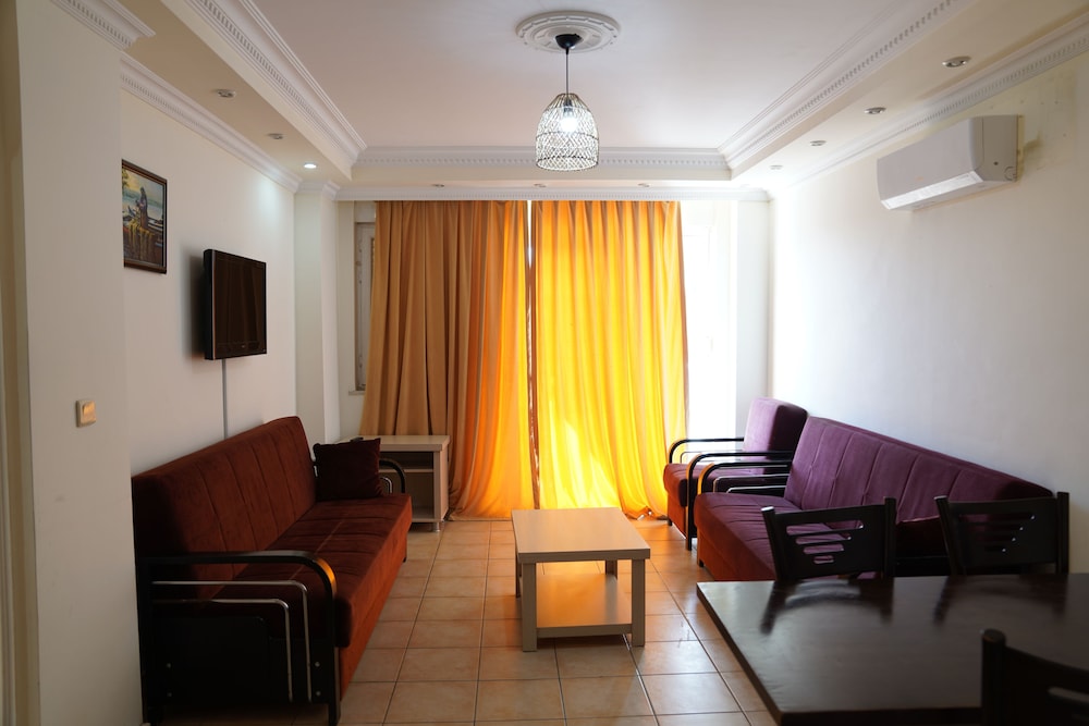 Irem Garden Hotel & Apartments — Hotel rooms in Side