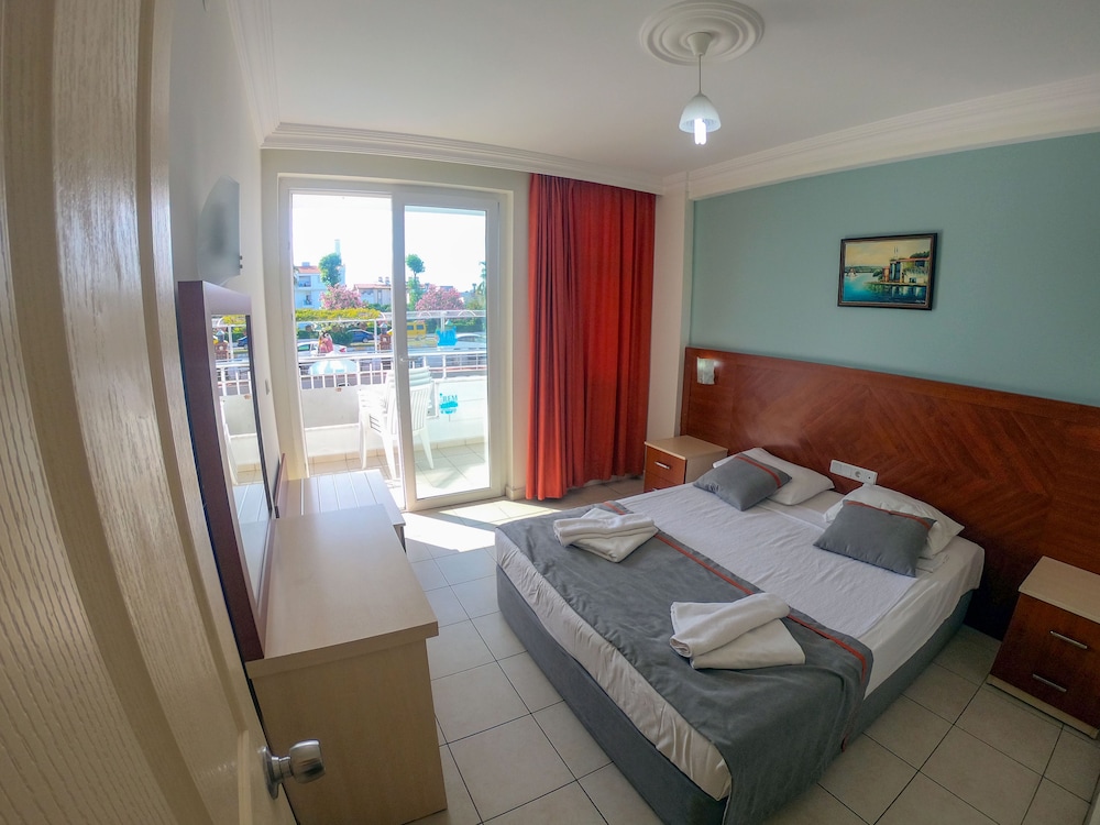 Irem Garden Hotel & Apartments — Hotel rooms in Side