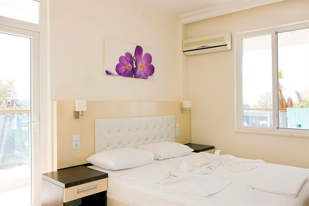 Irem Garden Hotel & Apartments — Hotel rooms in Side