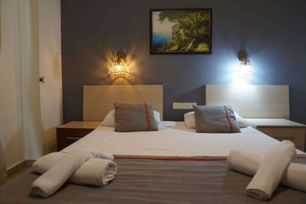 Irem Garden Hotel & Apartments — Hotel rooms in Side