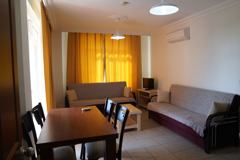 Irem Garden Hotel & Apartments — Hotel rooms in Side