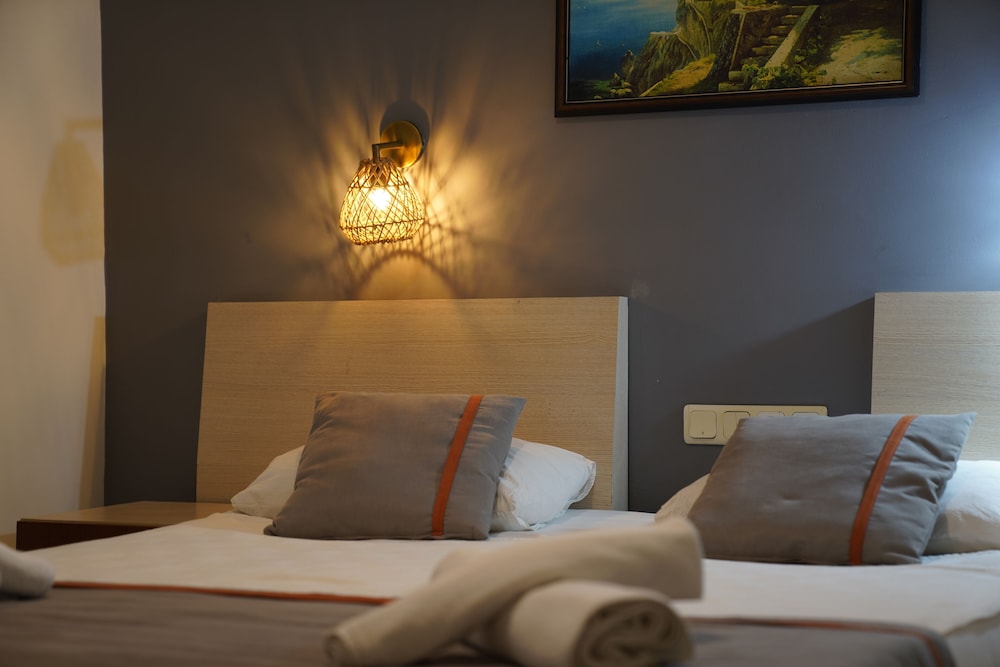 Irem Garden Hotel & Apartments — Hotel rooms in Side