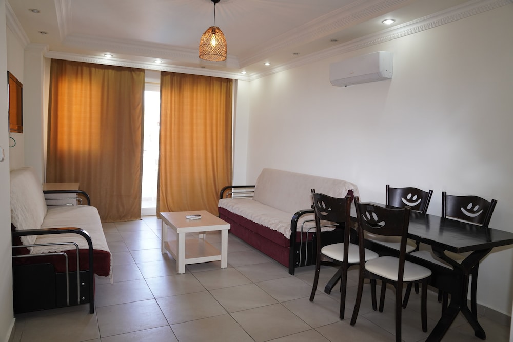 Irem Garden Hotel & Apartments — Hotel rooms in Side
