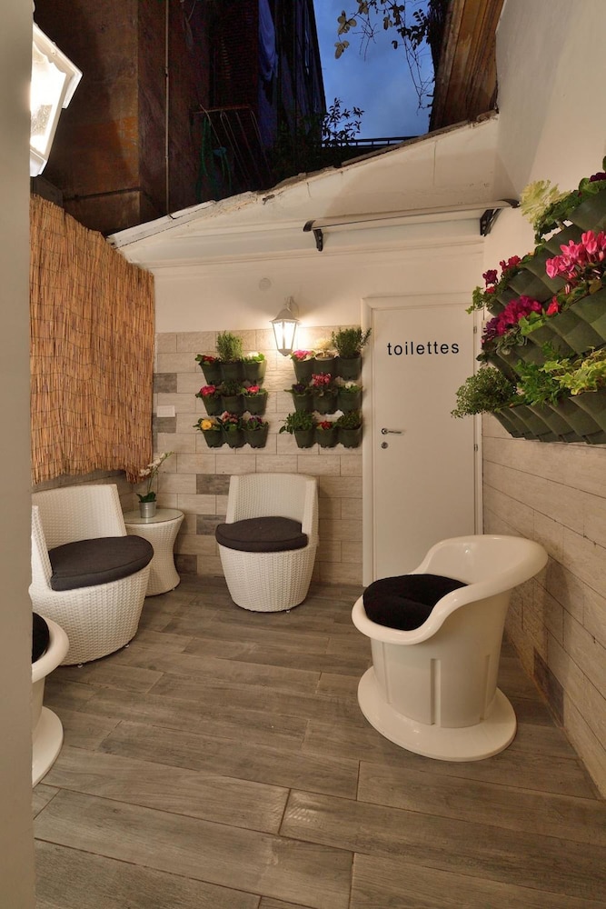 Rome Vatican Inn — Restaurant & bars in Rome, Lazio