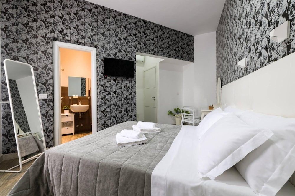 Rome Vatican Inn — Hotel rooms in Rome, Lazio