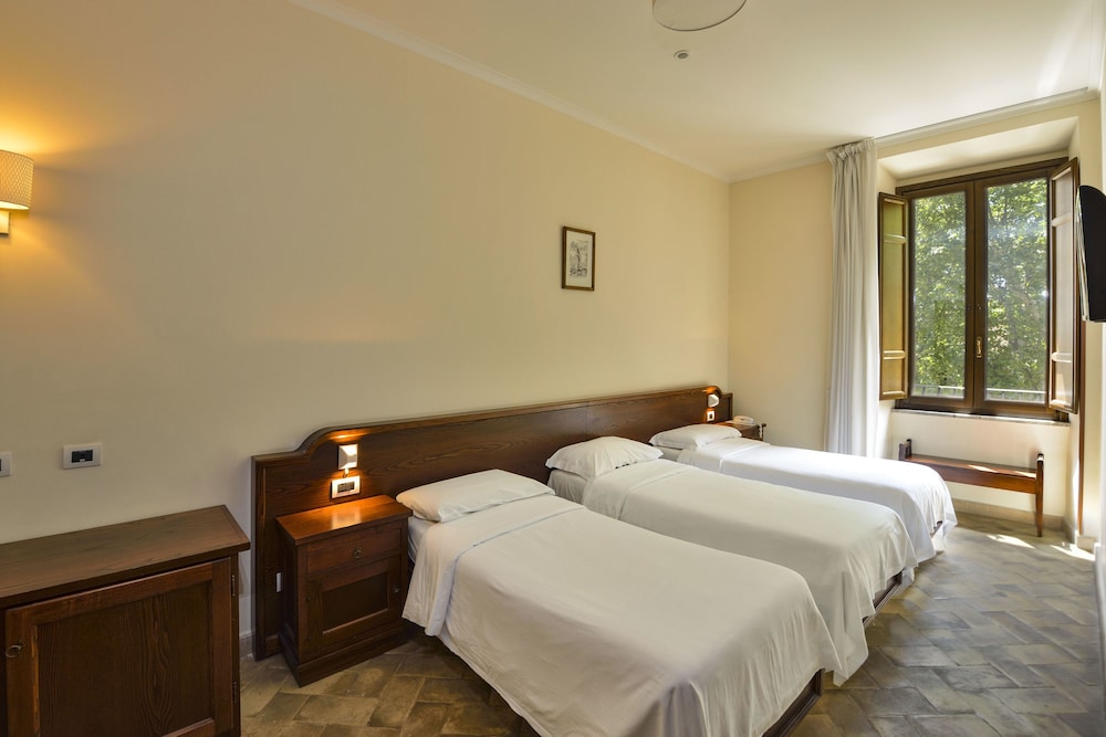 Casa I Cappuccini — Hotel rooms in Rome, Lazio