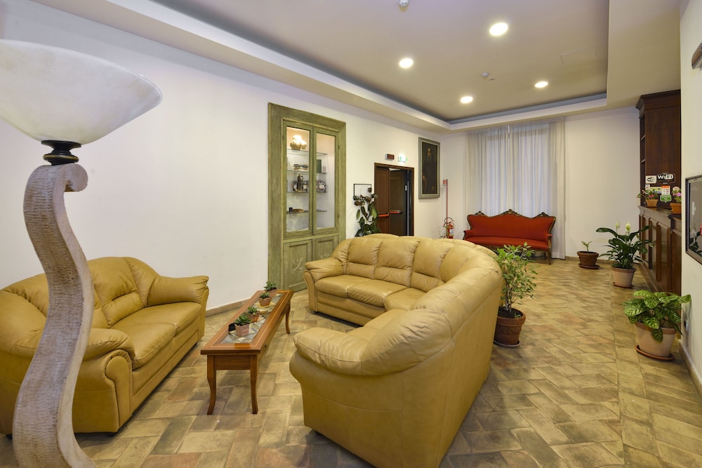 Casa I Cappuccini — Hotel rooms in Rome, Lazio