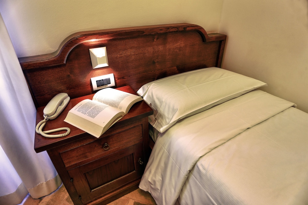 Casa I Cappuccini — Hotel rooms in Rome, Lazio
