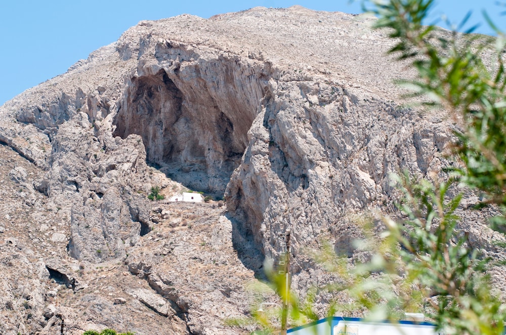 Irigeneia Hotel — Attractions in the area in Perissa, South Aegean