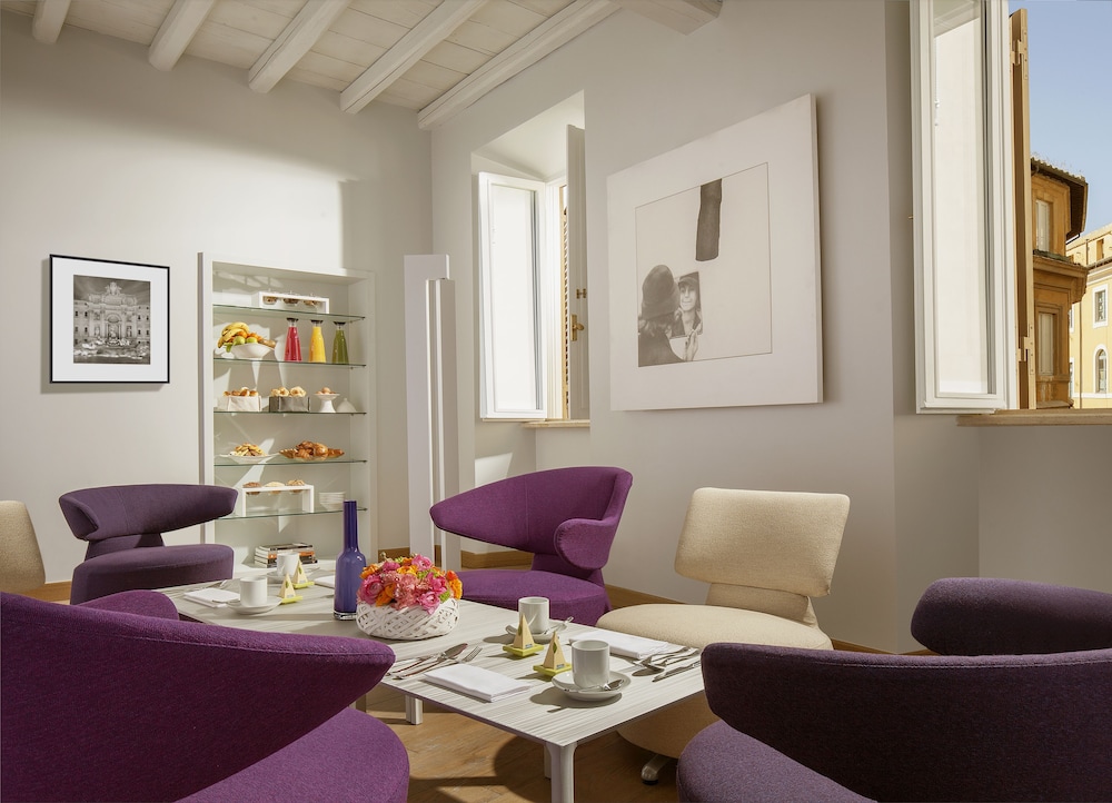 Palazzo Scanderbeg — Restaurant & bars in Rome, Lazio