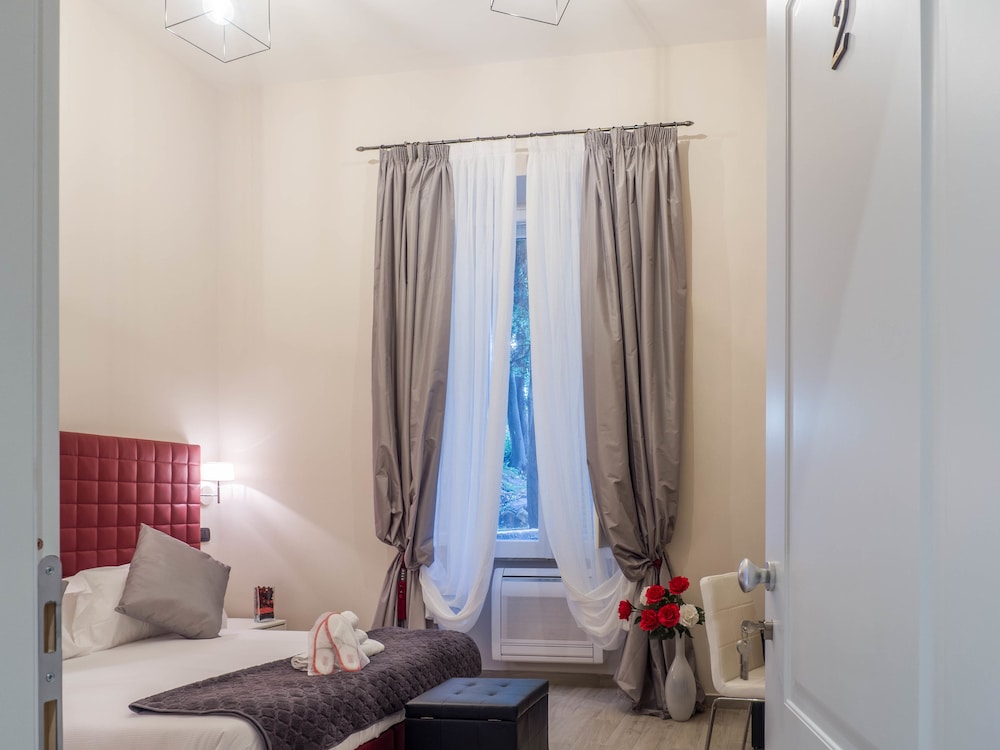 Operà Suites Roma — Hotel rooms in Rome, Lazio