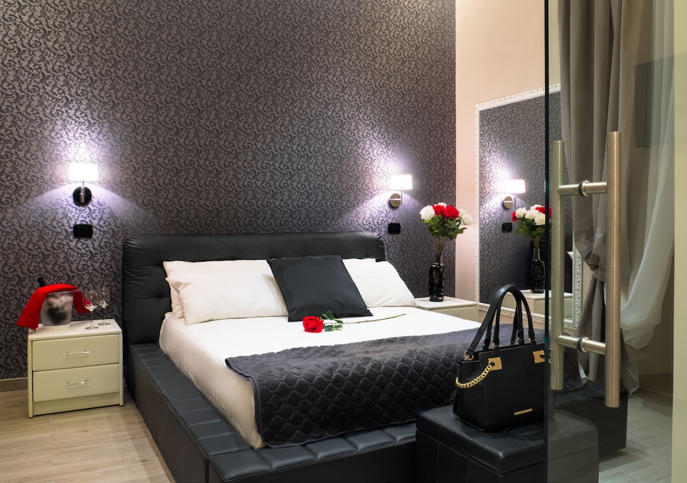 Operà Suites Roma — Hotel rooms in Rome, Lazio