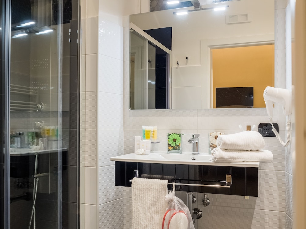 Operà Suites Roma — Hotel rooms in Rome, Lazio