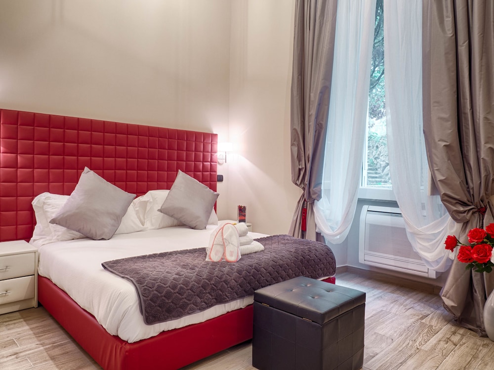 Operà Suites Roma — Hotel rooms in Rome, Lazio