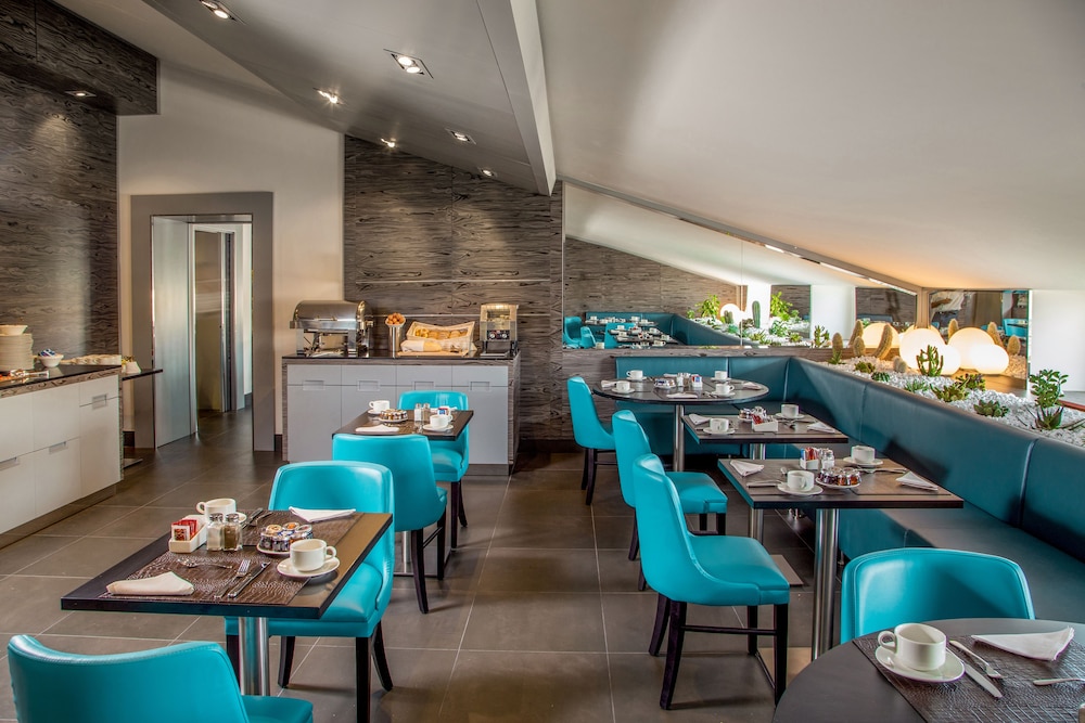 Gioberti Art Hotel — Restaurant & bars in Rome, Lazio