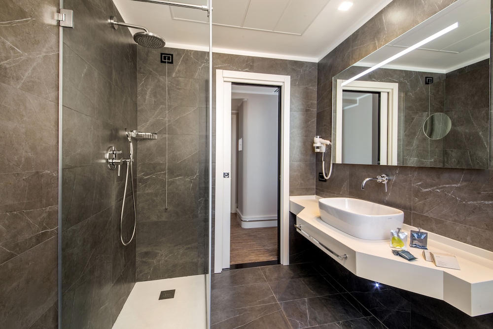 Gioberti Art Hotel — Hotel rooms in Rome, Lazio