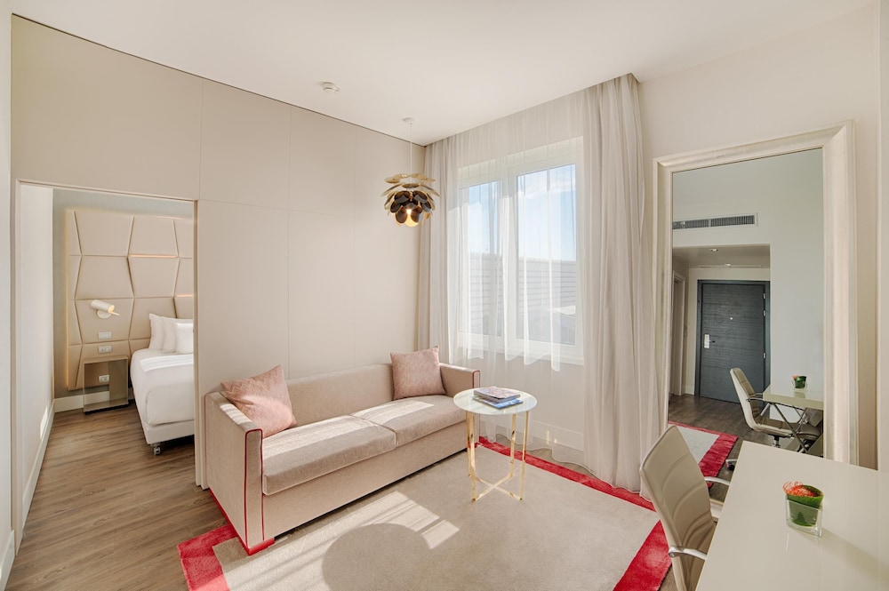 NH Collection Roma Palazzo Cinquecento — Hotel rooms in Rome, Lazio