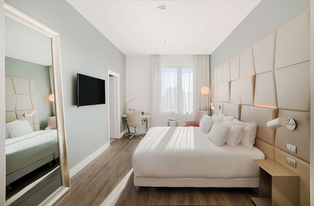 NH Collection Roma Palazzo Cinquecento — Hotel rooms in Rome, Lazio
