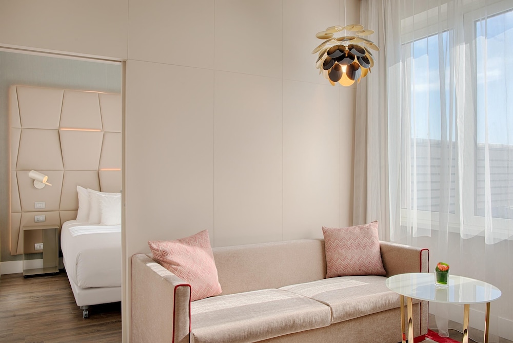 NH Collection Roma Palazzo Cinquecento — Hotel rooms in Rome, Lazio