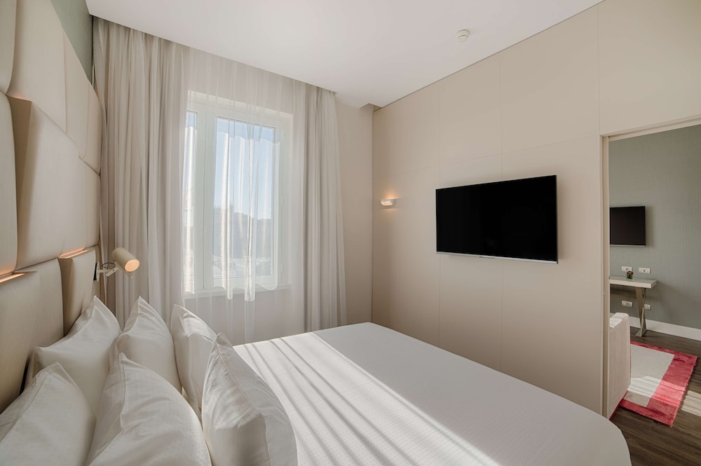 NH Collection Roma Palazzo Cinquecento — Hotel rooms in Rome, Lazio