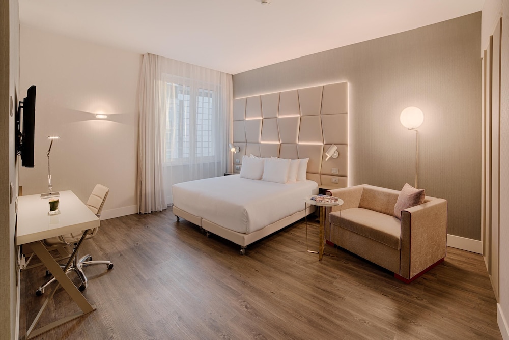 NH Collection Roma Palazzo Cinquecento — Hotel rooms in Rome, Lazio