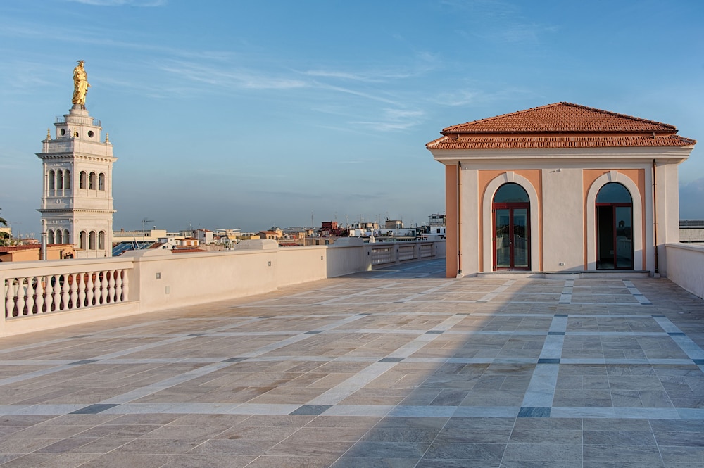 NH Collection Roma Palazzo Cinquecento — Hotel building in Rome, Lazio