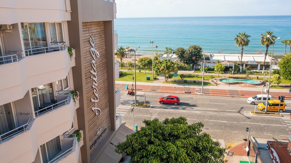 Heritage by Cimen Hotel — Hotel building in Alanya