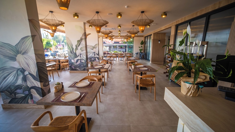 Heritage by Cimen Hotel — Restaurant & bars in Alanya