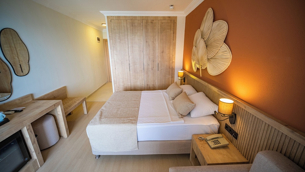 Heritage by Cimen Hotel — Hotel rooms in Alanya