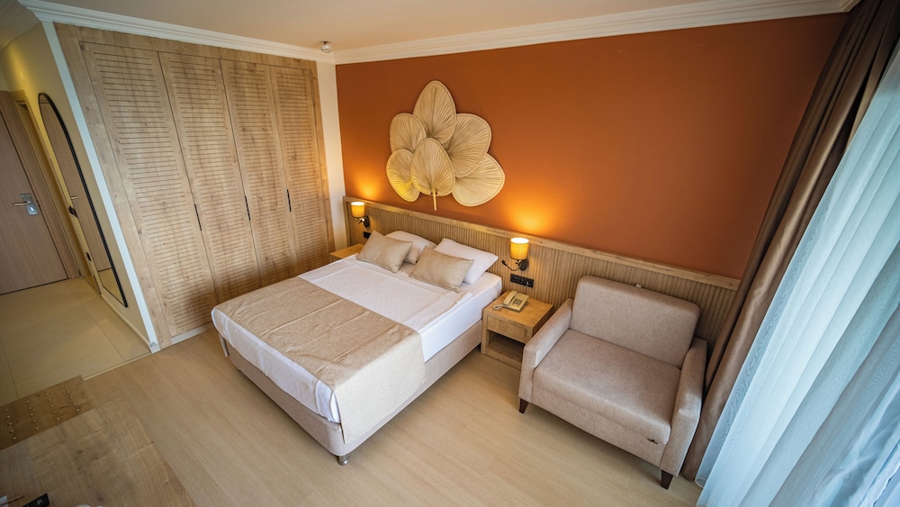 Heritage by Cimen Hotel — Hotel rooms in Alanya