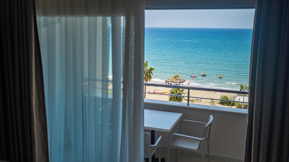 Heritage by Cimen Hotel — Hotel rooms in Alanya