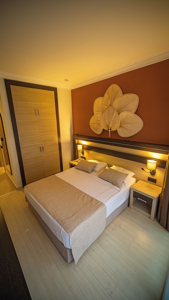 Heritage by Cimen Hotel — Hotel rooms in Alanya