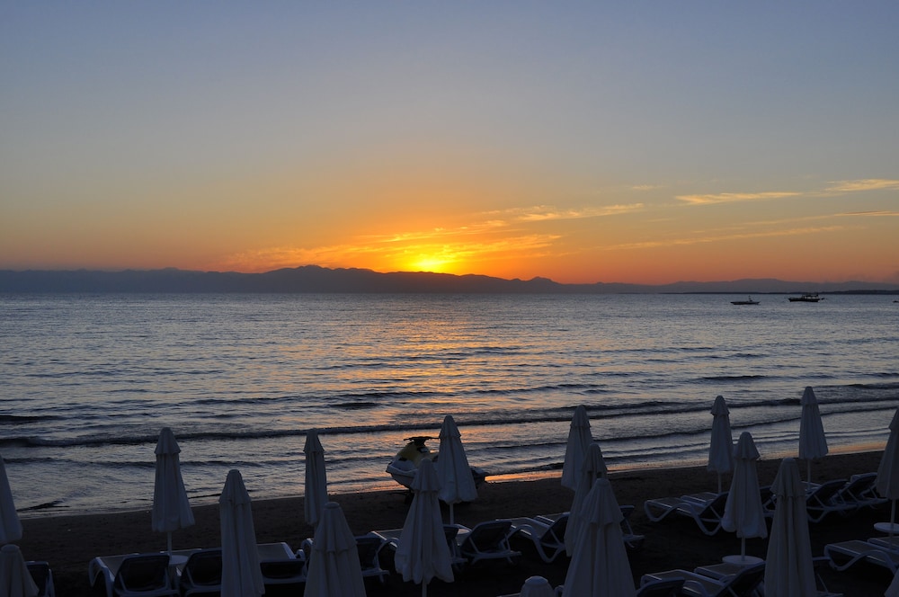 Sunprime Dogan Side Beach - Adults Only — Beach in Side